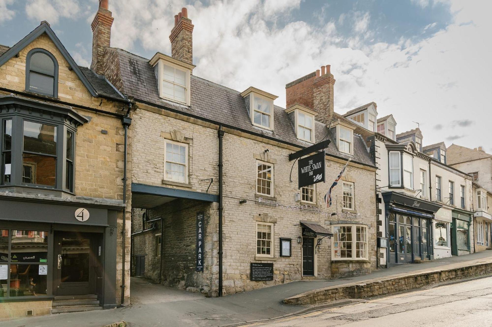 The White Swan Inn Pickering Esterno foto