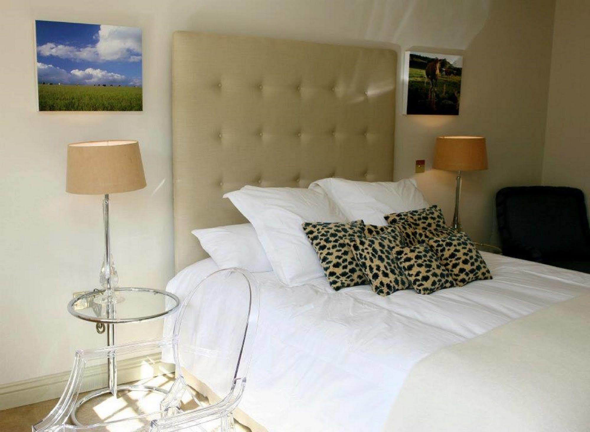 The White Swan Inn Pickering Esterno foto