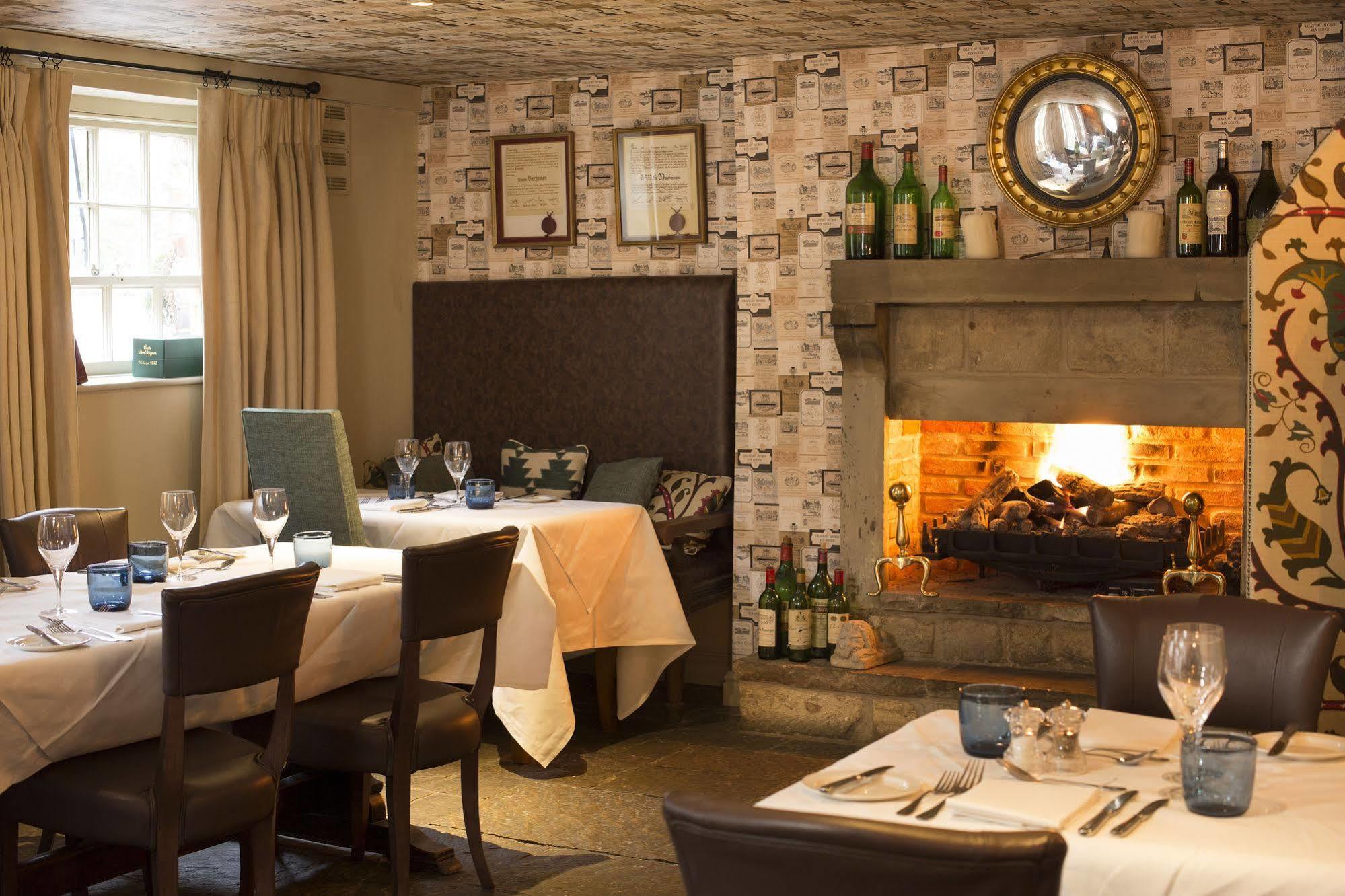 The White Swan Inn Pickering Esterno foto